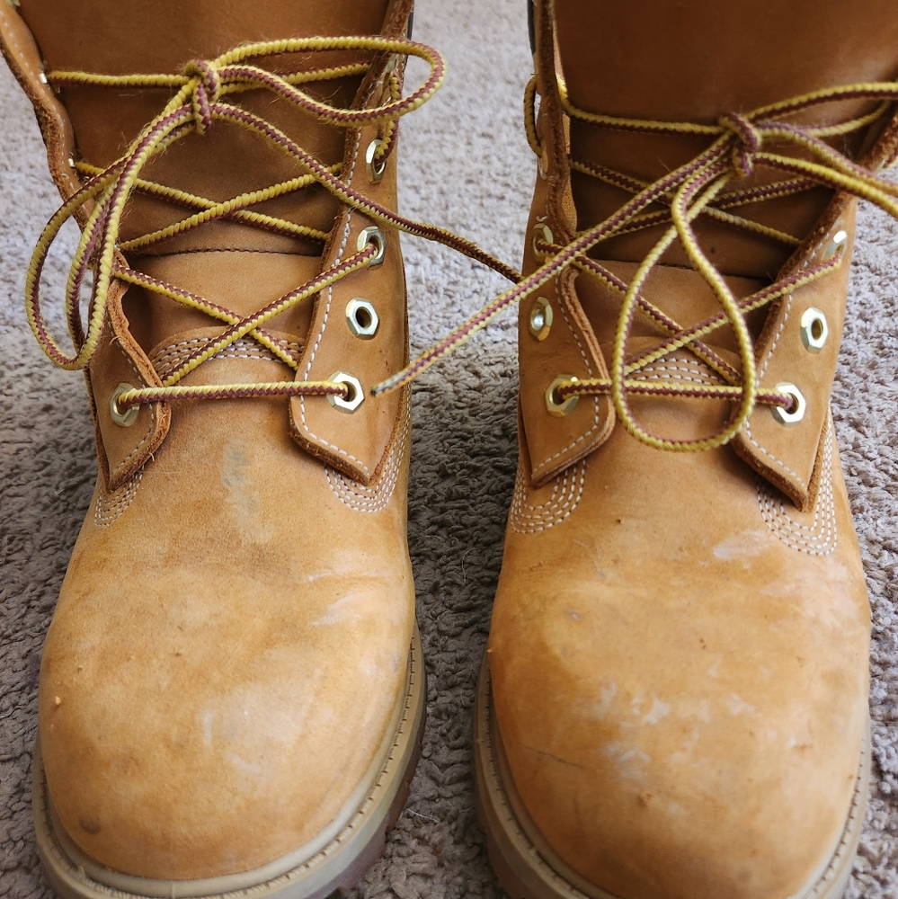 Size 6 Tan Timberland